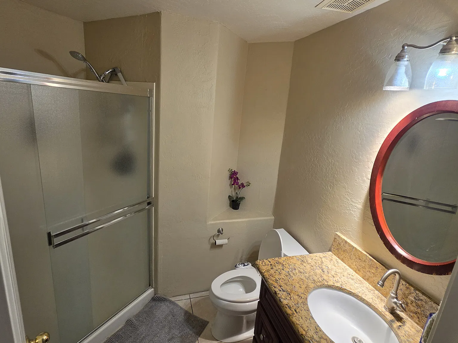 1 bed, 2700 sqft, $850 — Photo 3