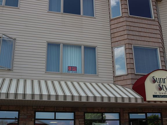 3rd image of 540 W Lake St APT 7