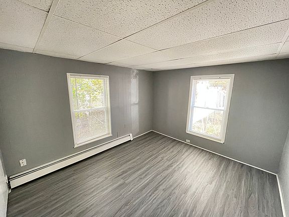 5th image of 9 Broadway Unit 5