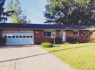 408 Graceland Dr, London, OH 43140