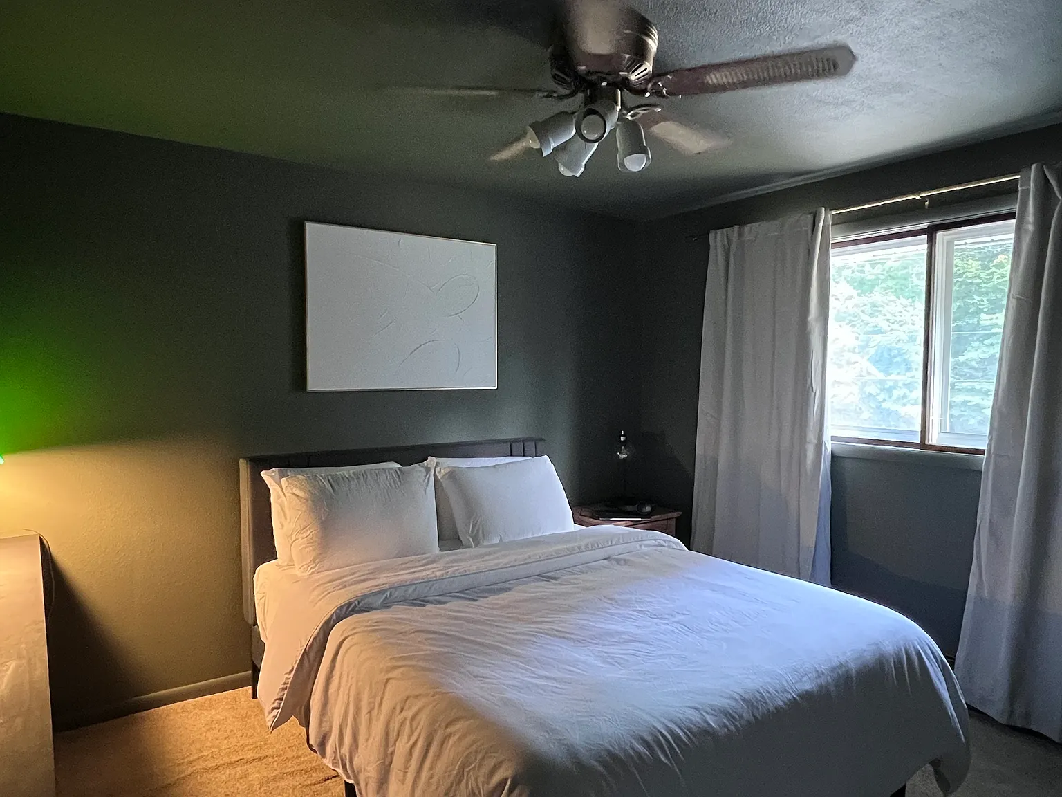 3 bed, 2292 sqft, $2,450 — Photo 3