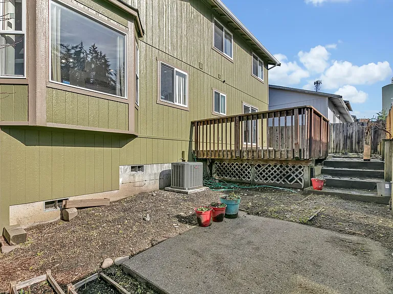 1518 200th Street Ct E — Photo 28