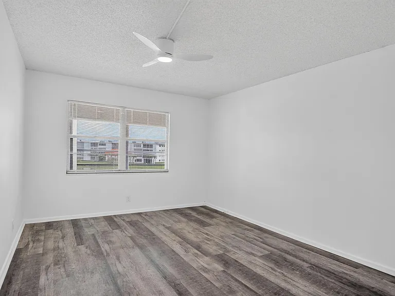 3045 Cornwall Dr #C — Photo 12