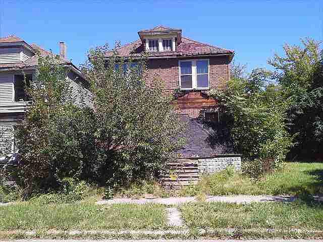 5854 Hazlett