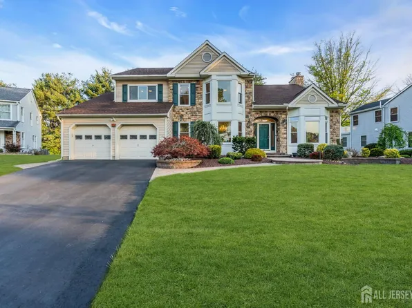 14 Hancock Ct, Plainsboro, NJ 08536