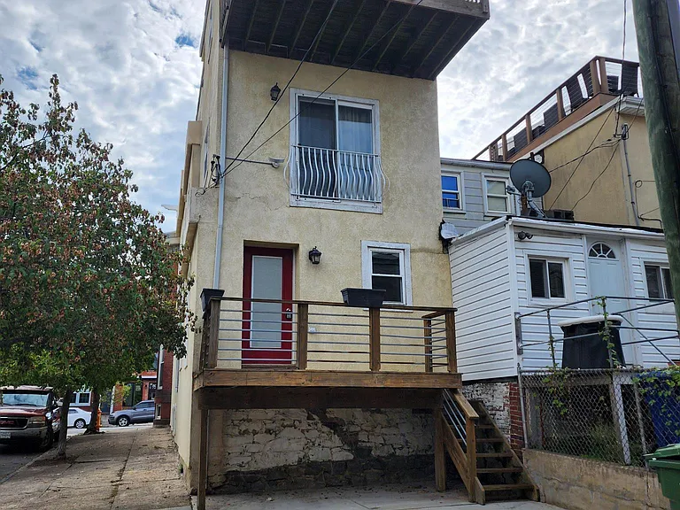 764 E Fort Ave — Photo 3