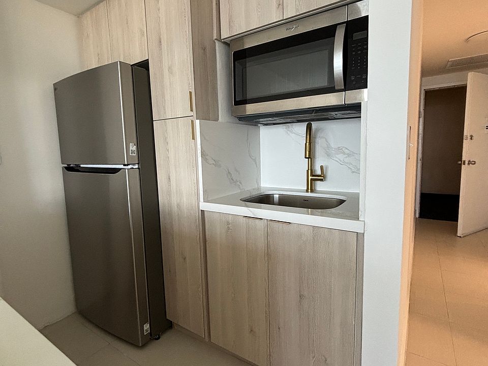 1st image of 905 Brickell Bay Dr APT 1629
