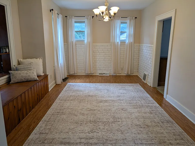 486 Needham Ave — Photo 8
