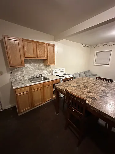 35 Pond St Photo 1