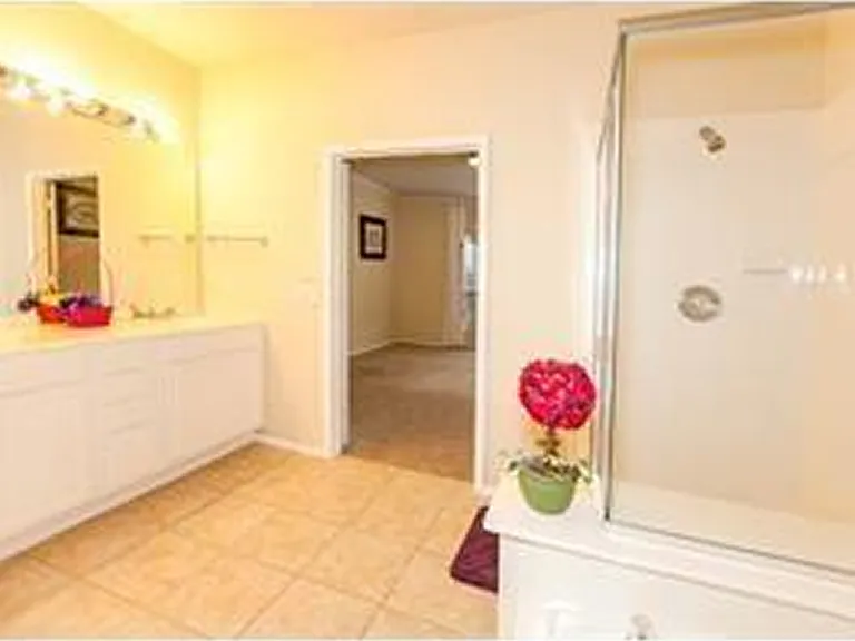 11397 Fountainbridge Dr — Photo 12