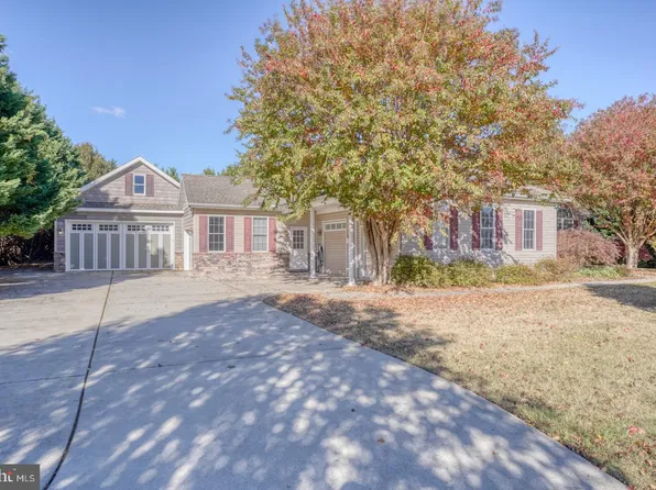 30106 Stage Coach Cir, Milford, DE 19963