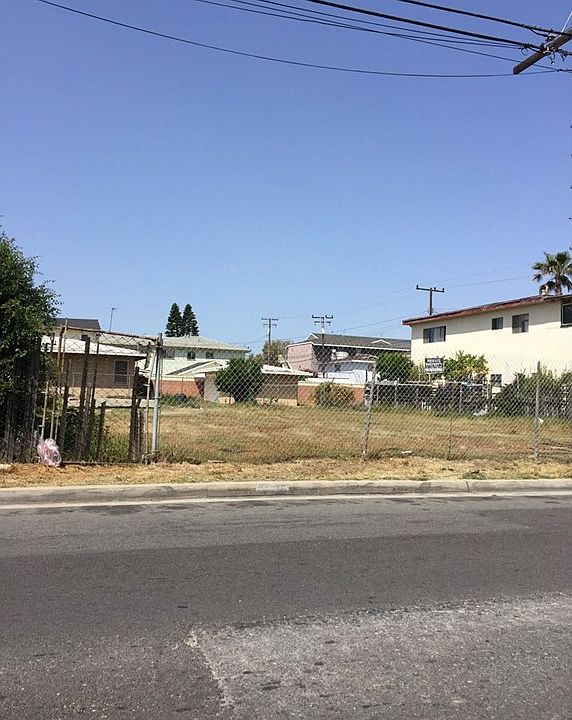 1st image of 16705 S Berendo Ave