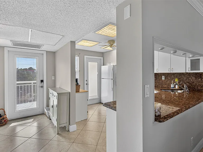 3180 NE 48th Ct #412 — Photo 30
