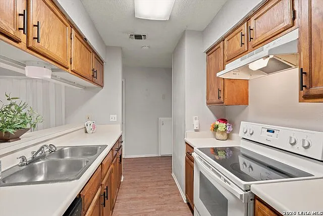 11136 El Sendero St #2 — Photo 9