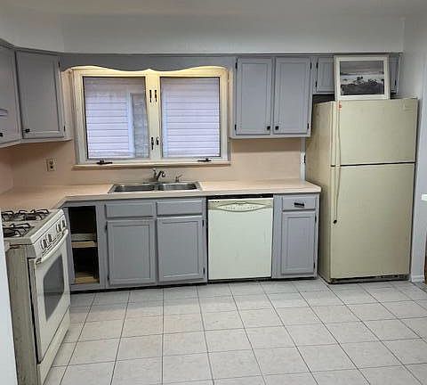 5th image of 716 Harris Ave