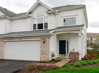 537 Lancaster Dr, Hampshire, IL 60140