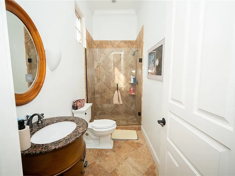 719 Eastlawn Dr — Photo 26