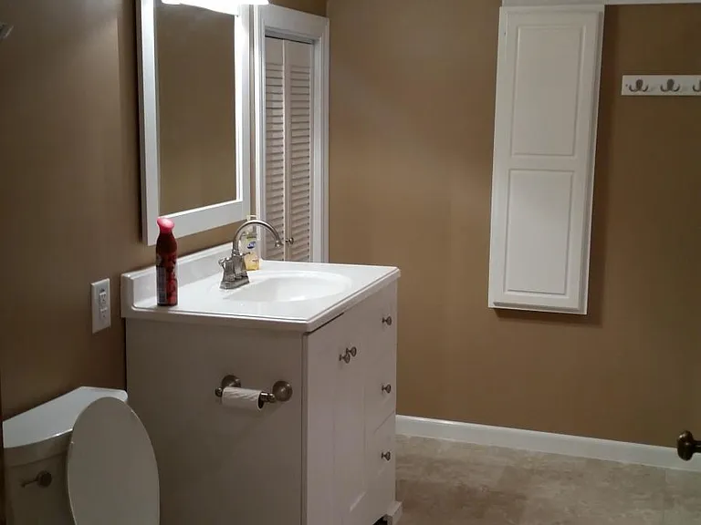 430 Brown St — Photo 11