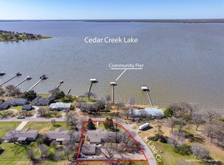 10165 Northlake Cir, Kemp, TX 75143