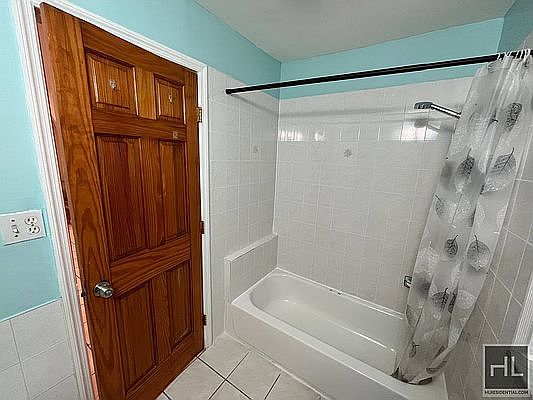 5th image of 50-33 38th St #2