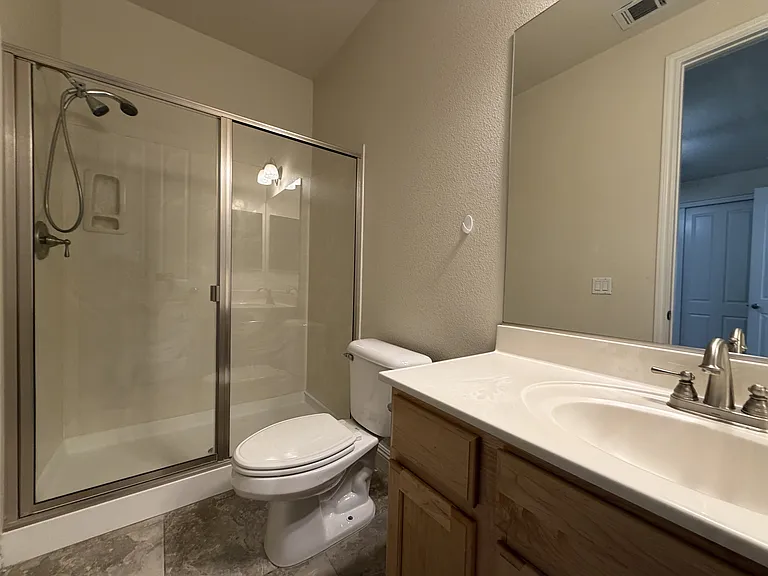 32 Delighted Ave — Photo 6