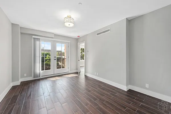 Rented by Halstead Real Estate | media 39