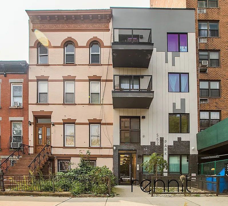 1st image of 562 Park Pl APT 3R