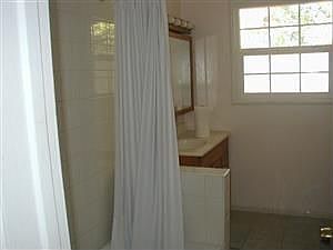4th image of 14758 Chatsworth St