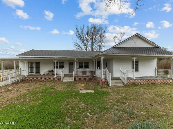 3443 New Hope Church Road, Turkey, NC 28393