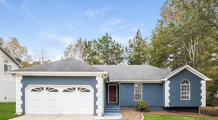1st image of 2563 Candler Dr