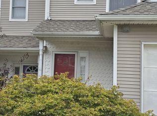 16 S Merriment Dr, Newark, DE 19702