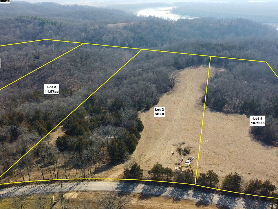 1st image of 3 E Cedar Tree Ln
