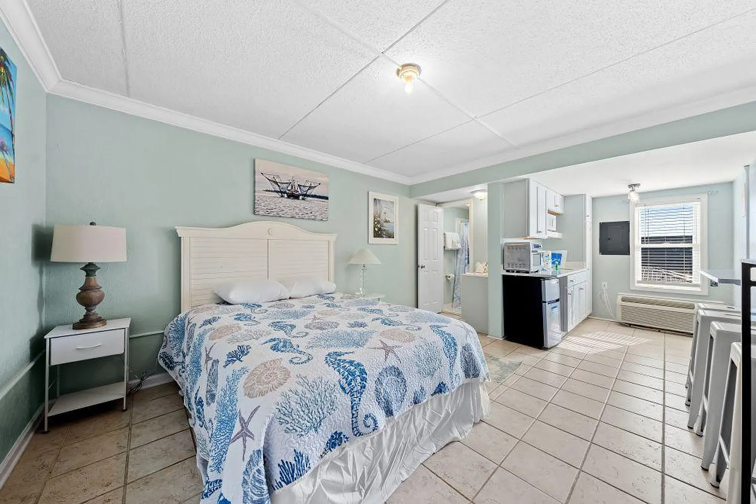 Studio, 1.0 bath, 355 sqft, $2,525 — Photo 1