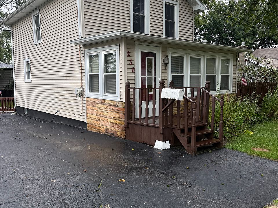 1st image of 230 Chapel St