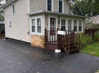 230 Chapel St, Marengo, IL 60152