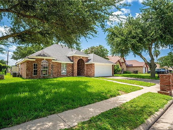 2nd image of 2214 Northgate Cir