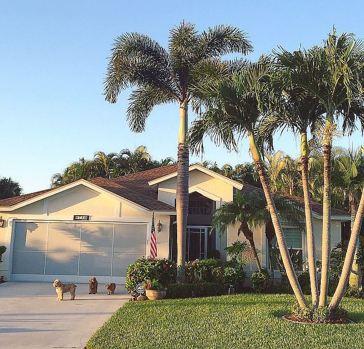 1st image of 9740 Sassafras Ct