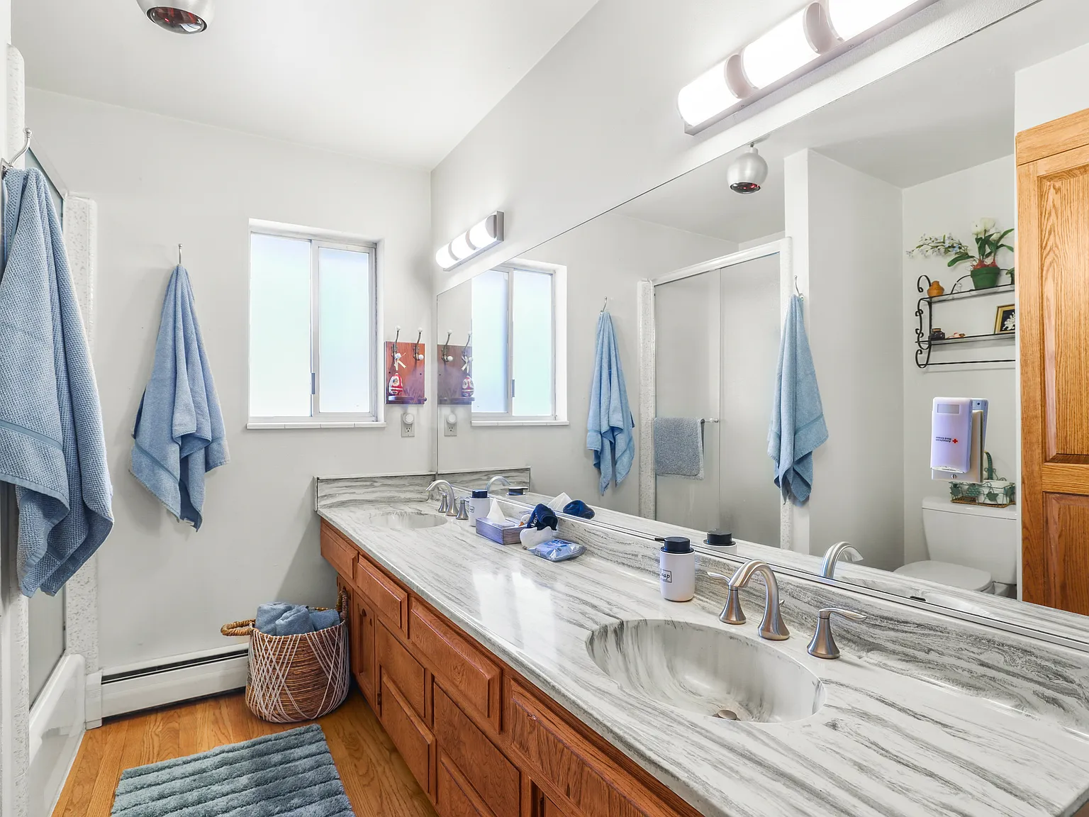 4 bed, 2800 sqft, $6,500 — Photo 3