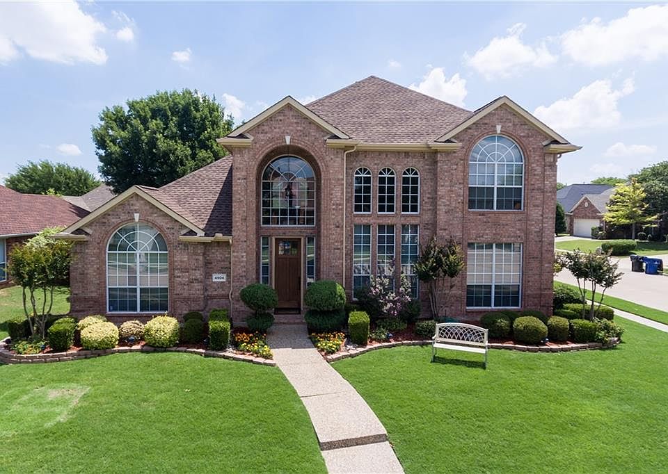 1st image of 4904 Wood Lake Dr