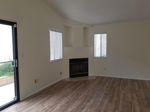 2nd image of 27793 Cannon Dr