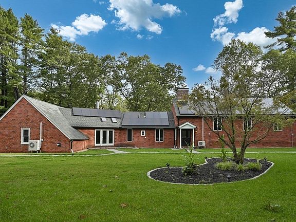 4th image of 105 Georgetown Rd