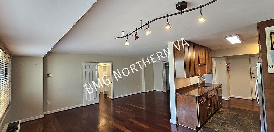 1st image of 5410 Connecticut Ave NW APT 701