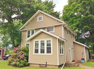 66 Pine St, Amherst, MA 01002