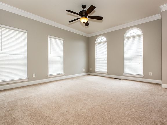 4th image of 7600 Meadow Grove Dr