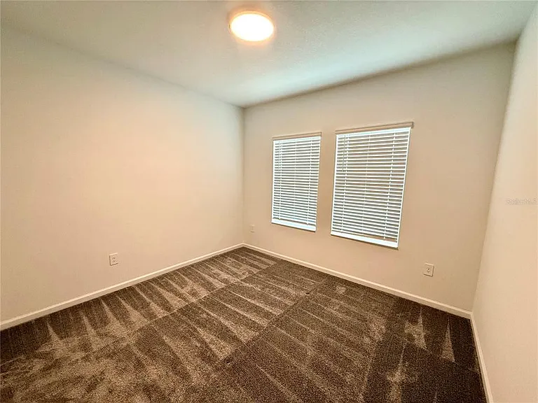 2970 Armstrong Ave — Photo 11