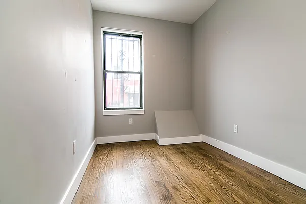 Rented by Nooklyn NYC LLC | media 40