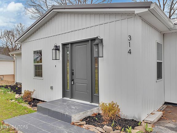 3rd image of 314 Lakemont Dr