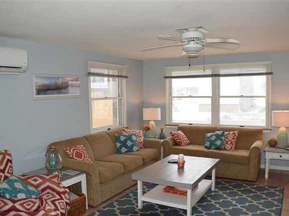 3rd image of 7409 Landis Ave Unit South