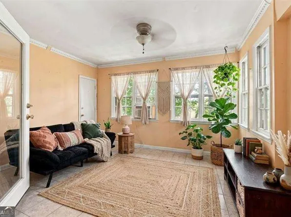 175 Barone Pl NW, Atlanta, GA 30327