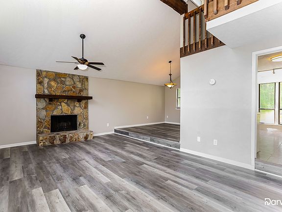 5th image of 6569 Oakwood Dr